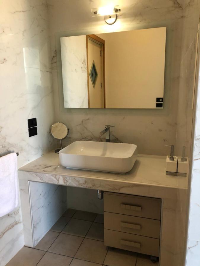 Lanna B&B Novoli Kültér fotó